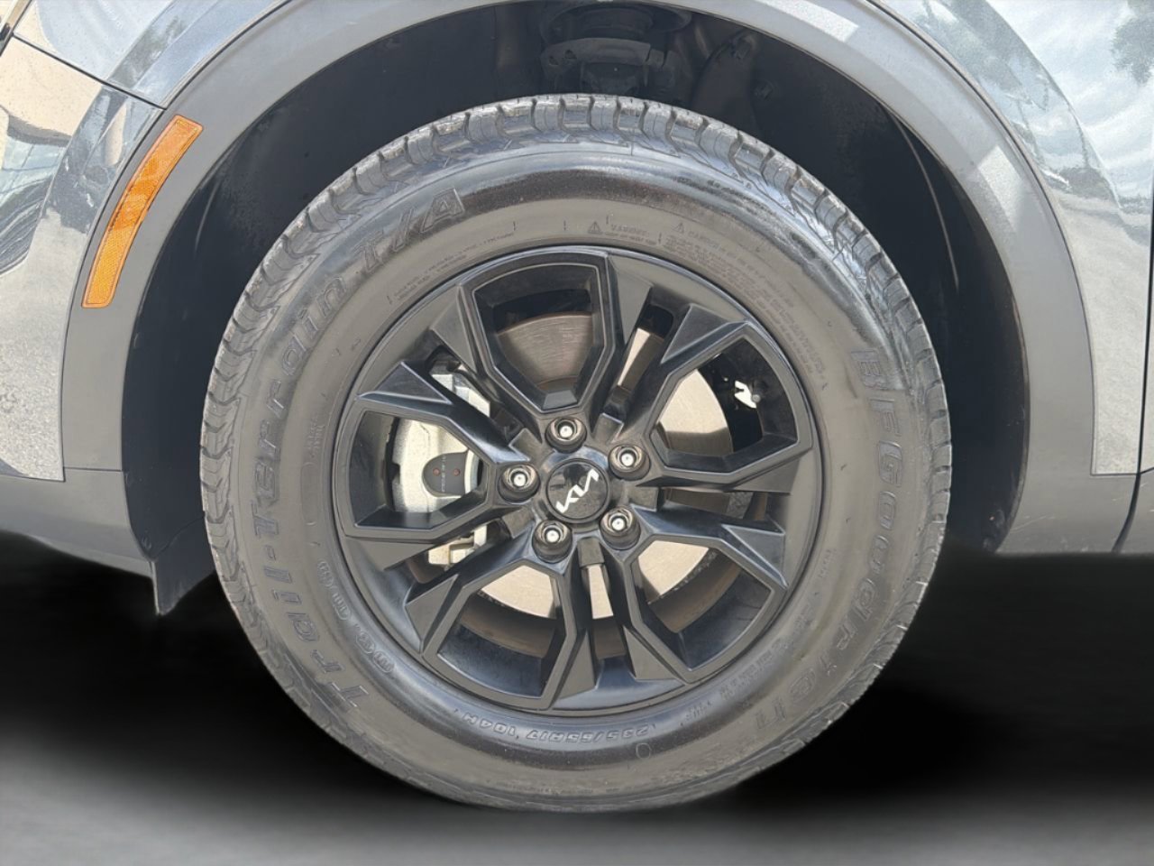 Used 2024 Gravity Gray Kia X-Pro image 35