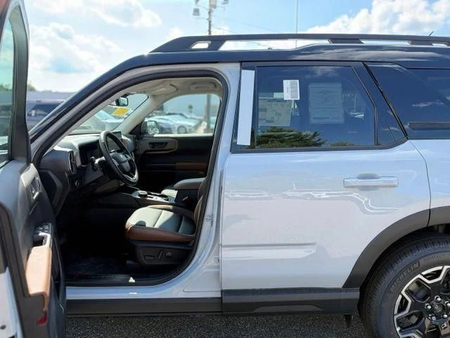 New 2026 White Ford Outer Banks image 11