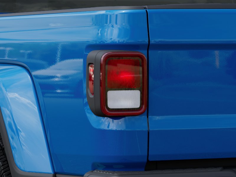 New 2026 Hydro Blue Pearl-Coat Exterior Paint Jeep Sahara image 45