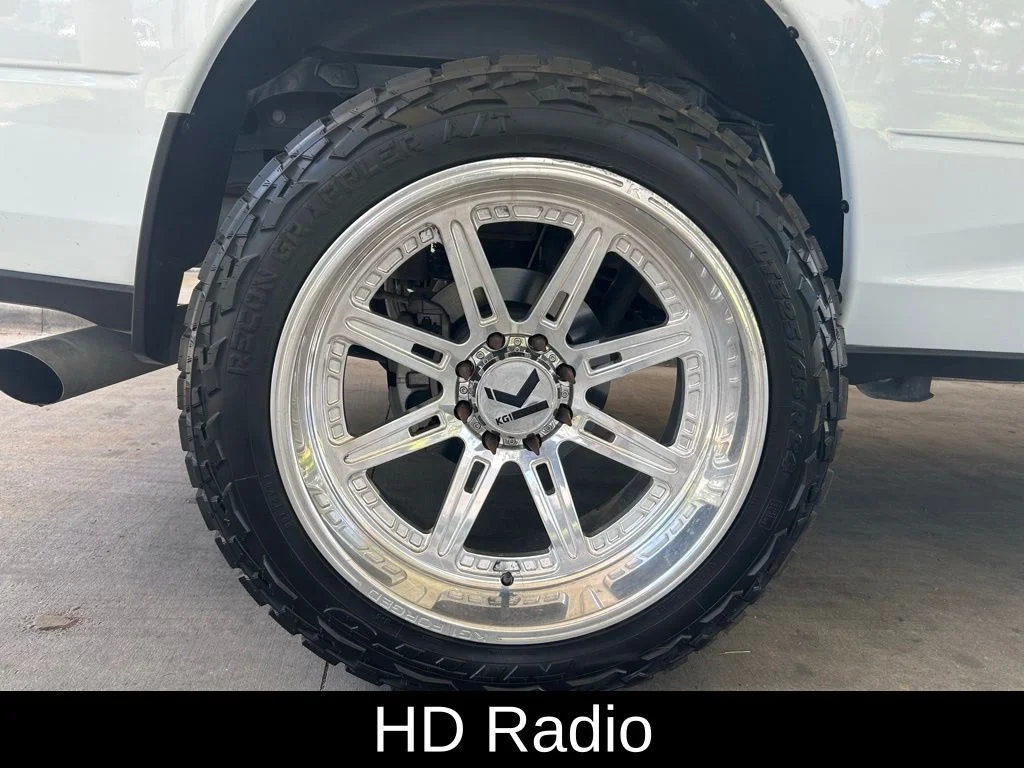 Used 2025 White Ram Laramie image 25