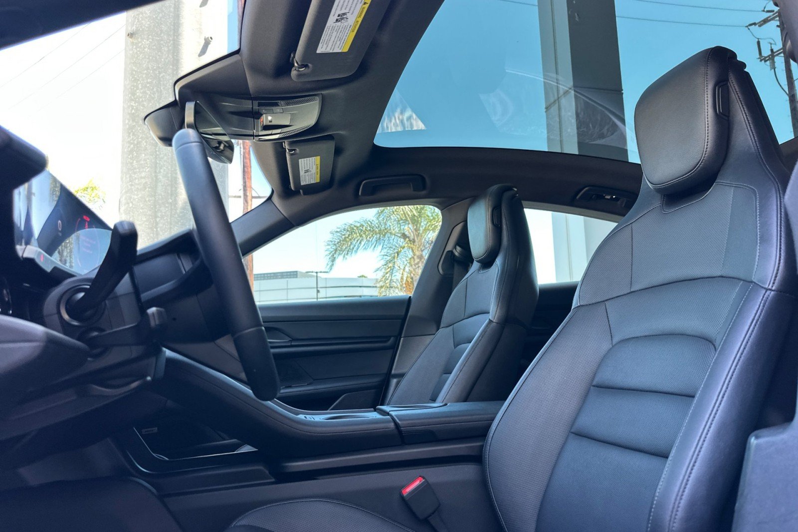 Certified Used 2023 White Porsche  image 5
