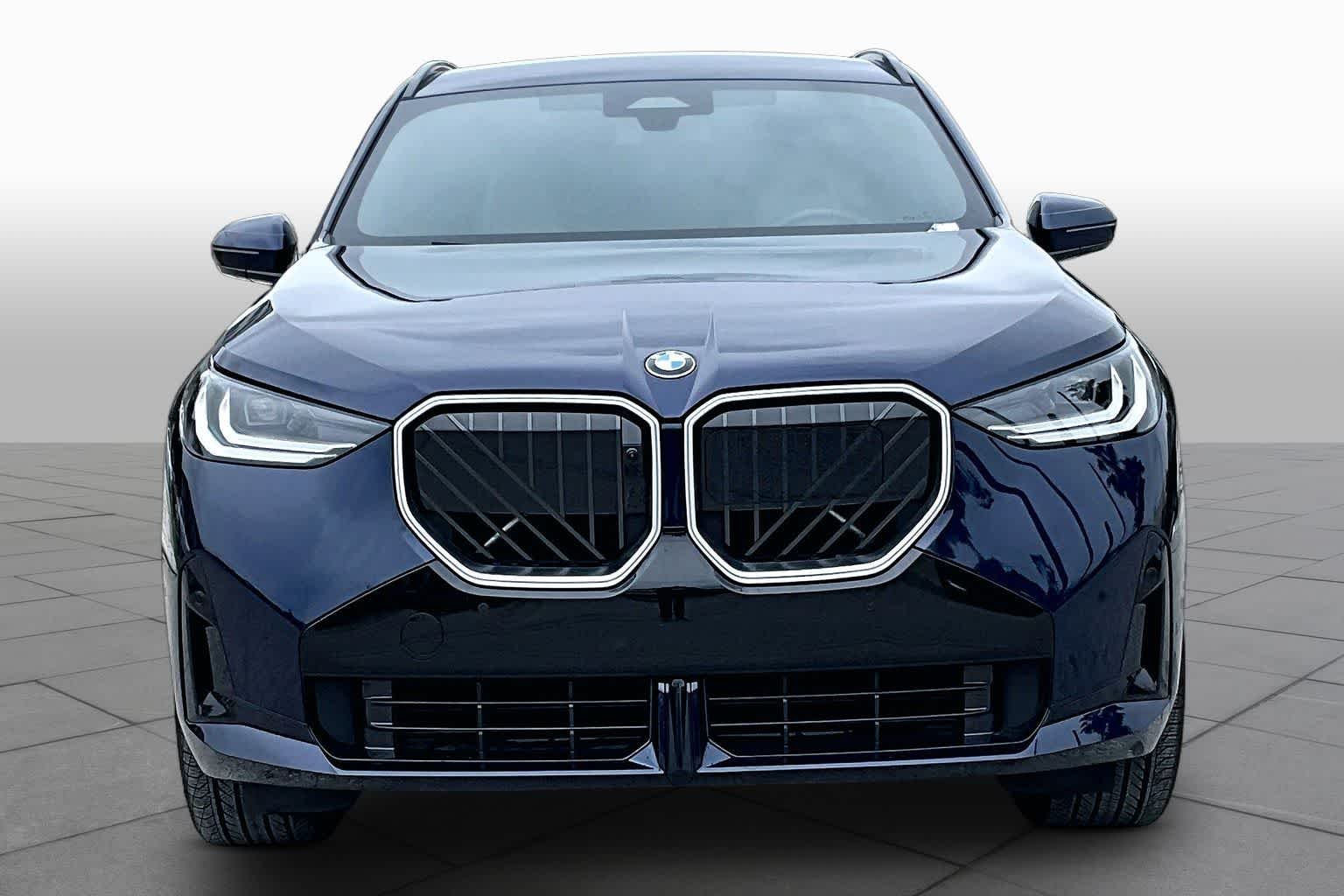 Used 2026 Tanzanite Blue II Metallic BMW 30 xDrive image 3