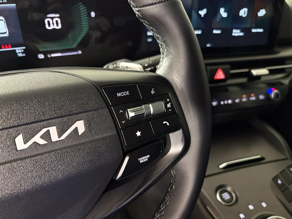 New 2027 Gravity Gray Kia EX image 22