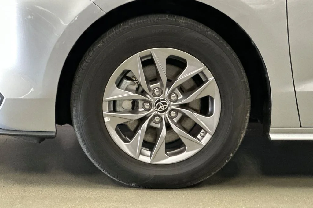 Used 2023 Silver Toyota LE image 27