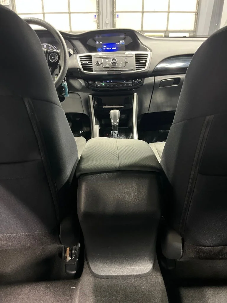 Certified Used 2016 Lunar Silver Metallic Honda LX image 28