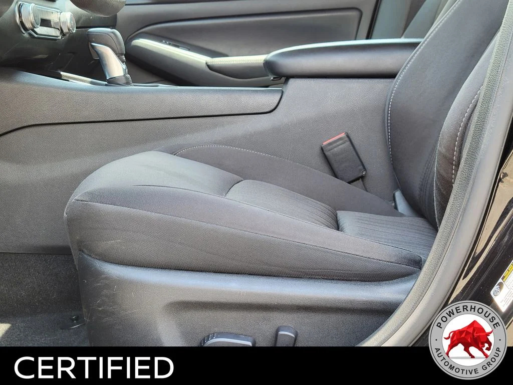 Used 2024 Black Nissan 2.5 SV image 22