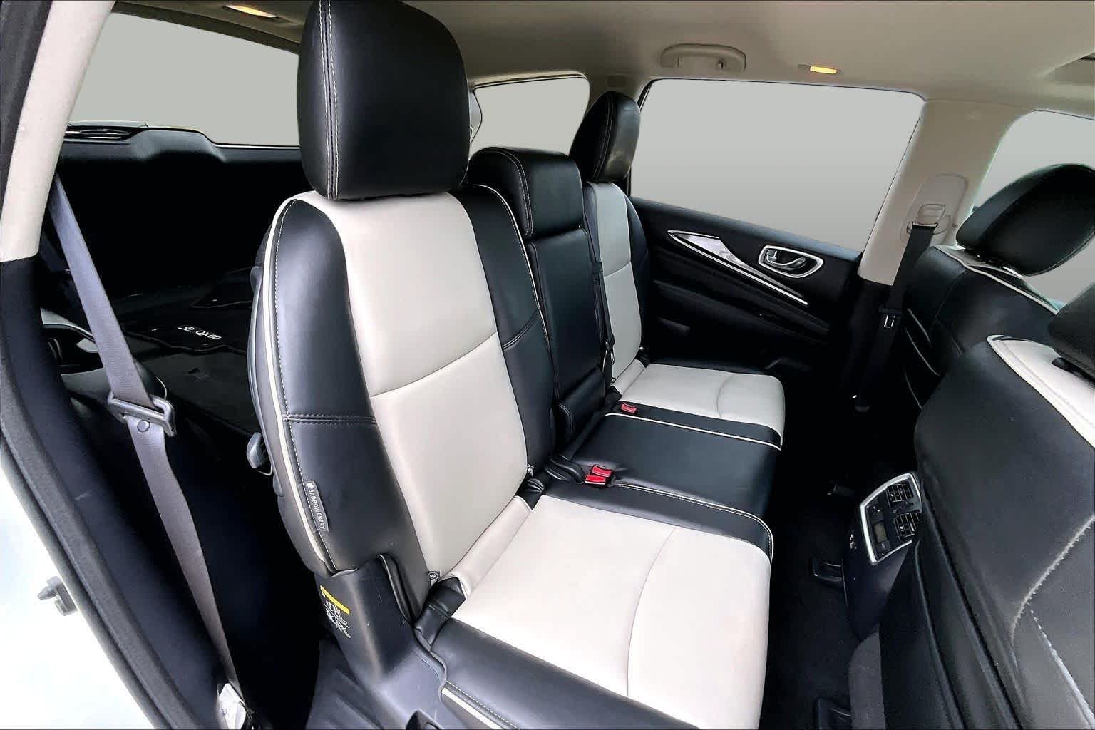 Used 2020 Majestic White INFINITI SIGNATURE EDITION image 20