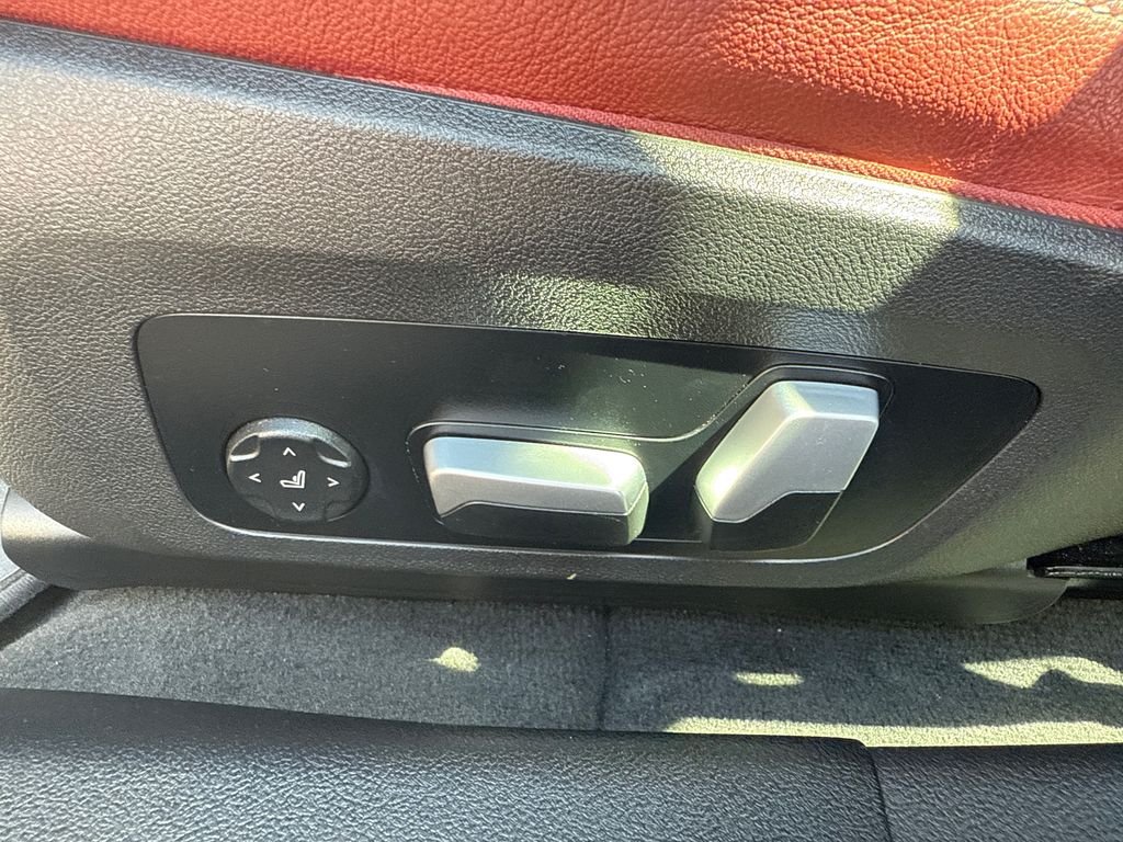 Used 2023 Gray BMW eDrive35 image 23