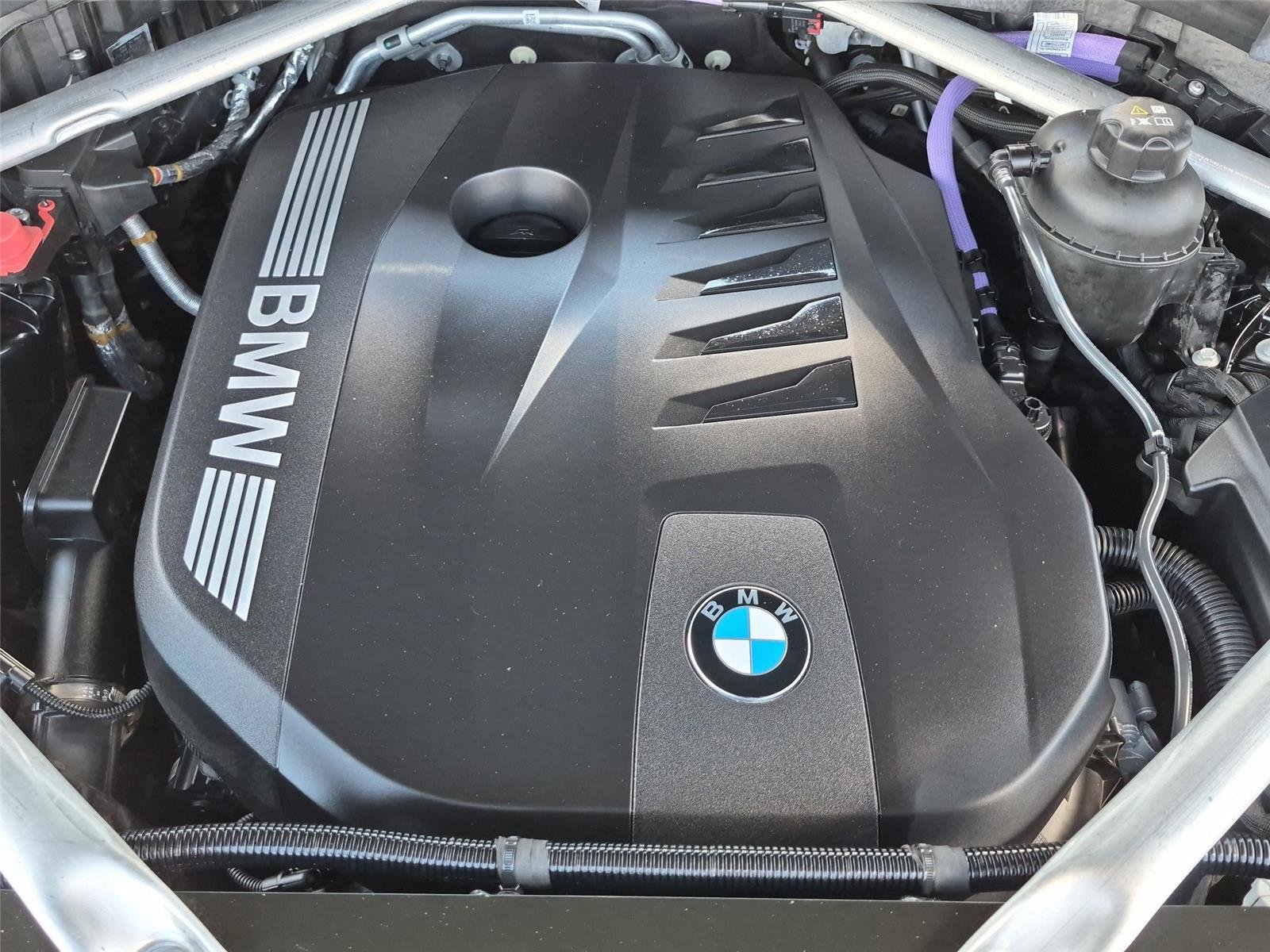 Used 2024 Black Sapphire Metallic BMW xDrive40i image 42