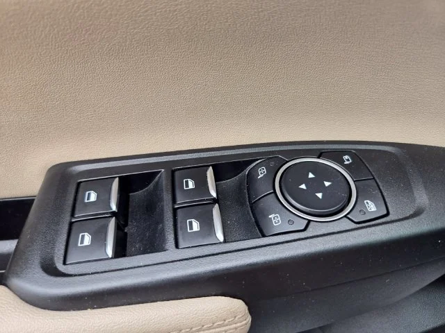 Used 2024 White Ford Lariat image 37