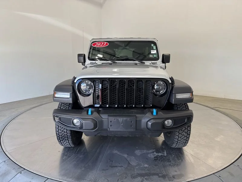 Used 2023 Silver Jeep Base 4xe image 2