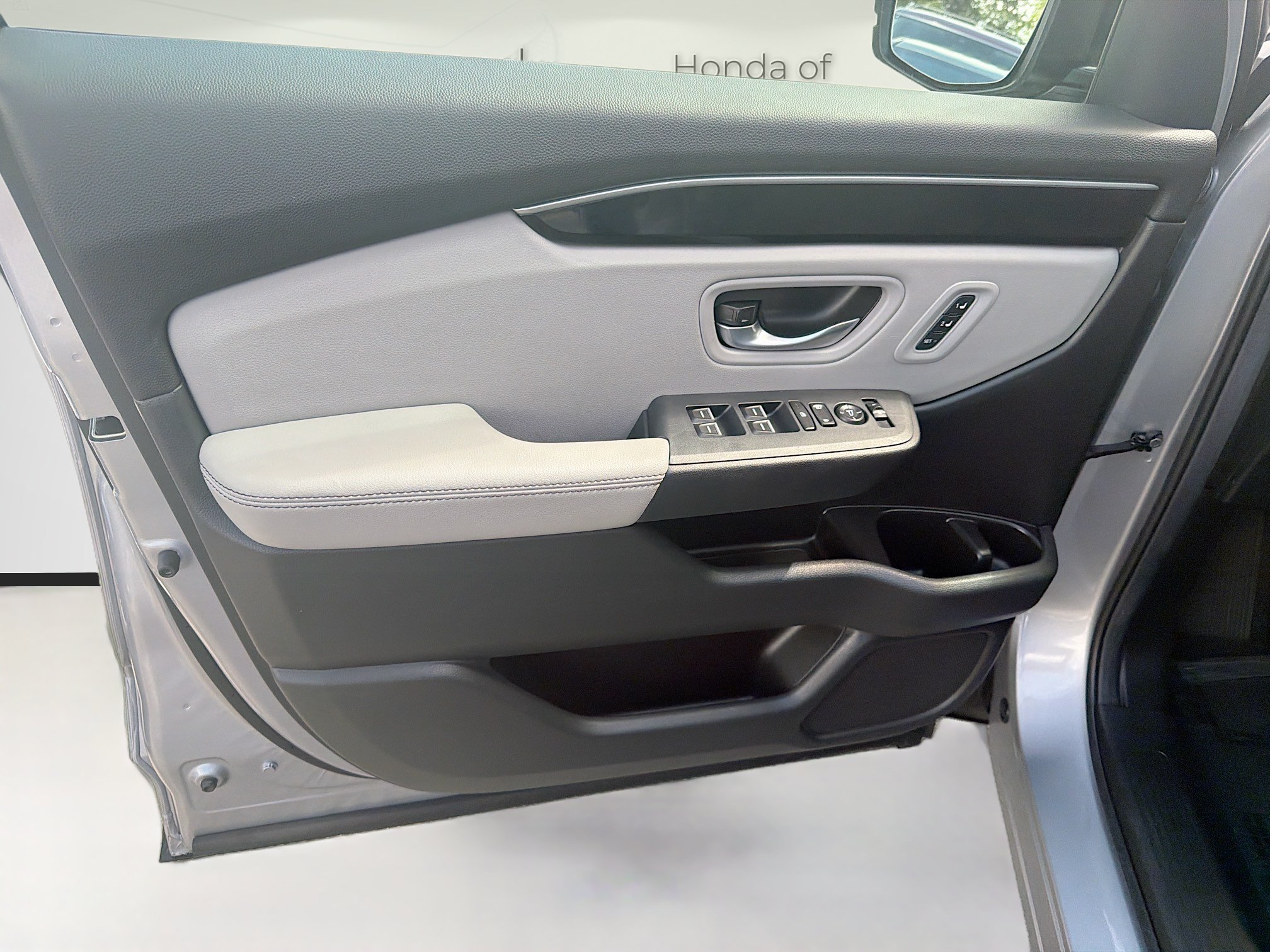 2025 Honda Pilot EX-L - Photo 19