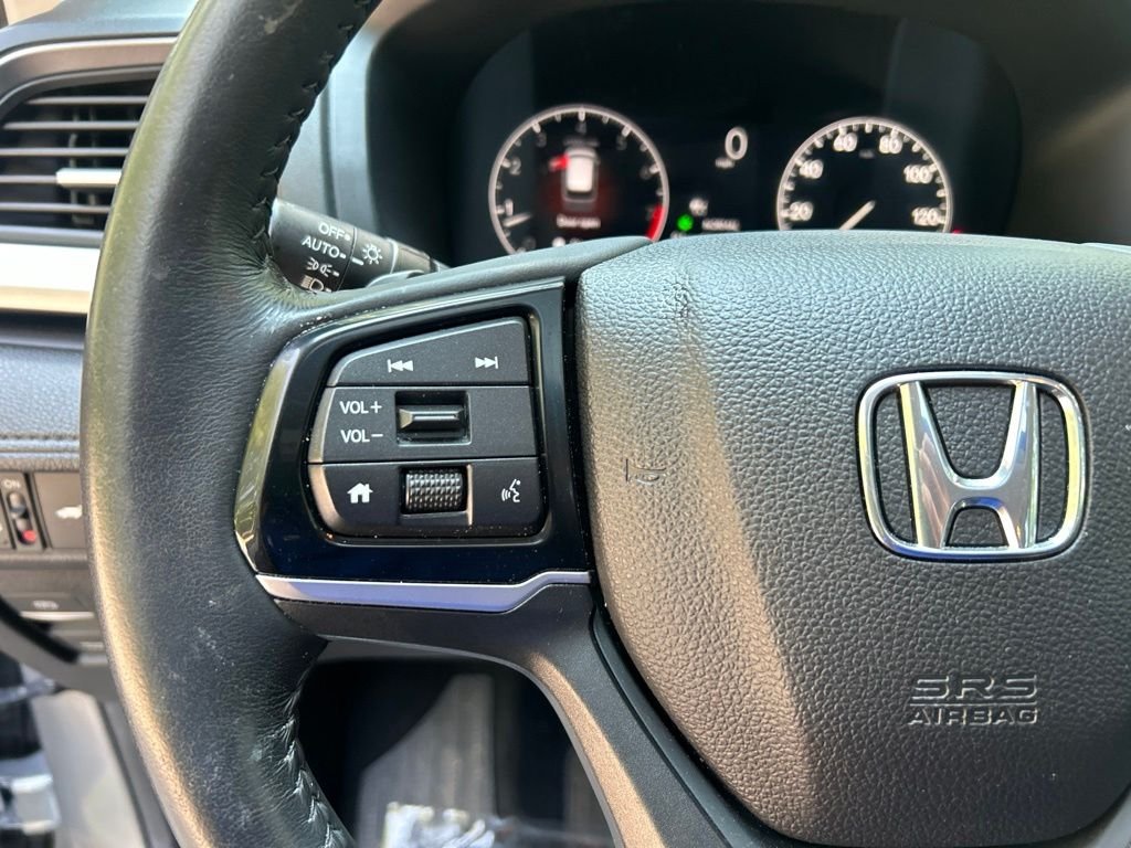 2025 Honda Odyssey EX-L - Photo 21