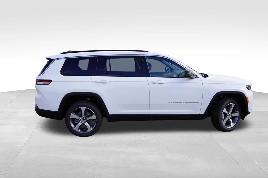 New 2026 White Jeep Limited image 2