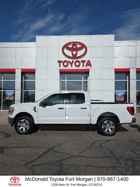 Used 2022 White Ford XLT image 2