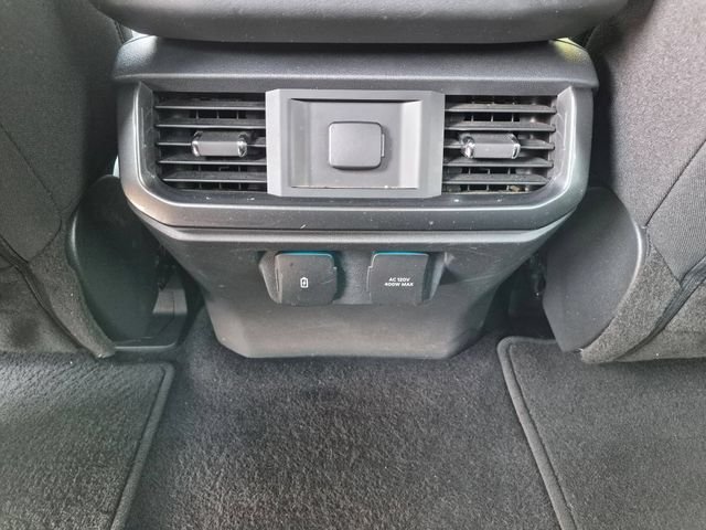 Used 2023 Black Metallic Ford XLT image 18