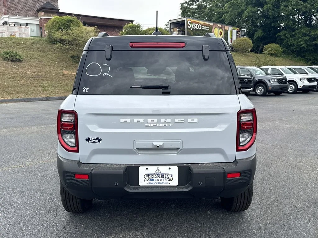 New 2026 White Ford Outer Banks image 6