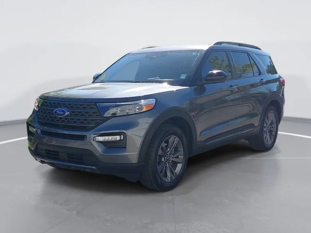 Used 2022 Gray Ford XLT image 7