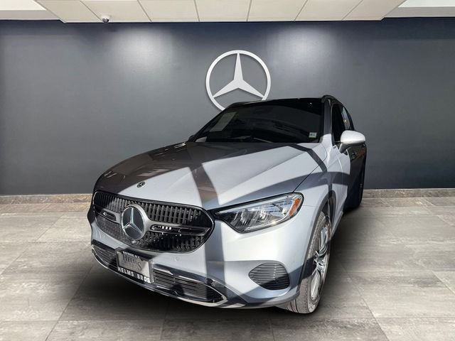 Certified Used 2023 Silver Mercedes-Benz GLC 300 image 3