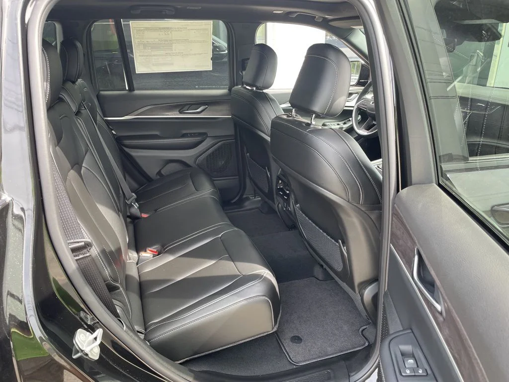 2025 Jeep Grand Cherokee Limited - Photo 13