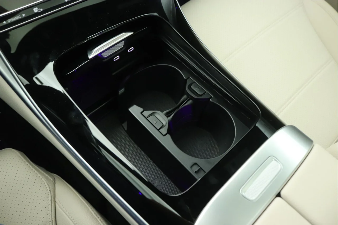 New 2026 Polar White Mercedes-Benz C 300 image 6
