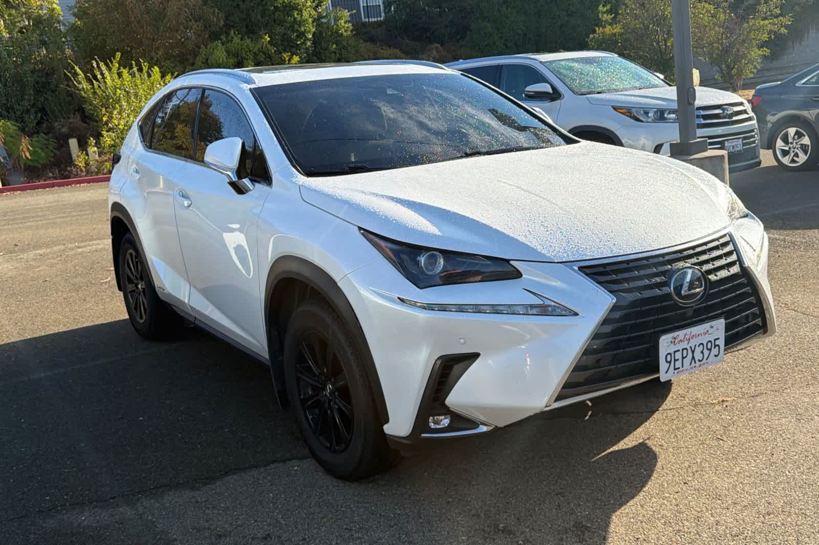 Used 2019 Eminent White Pearl Lexus  image 3