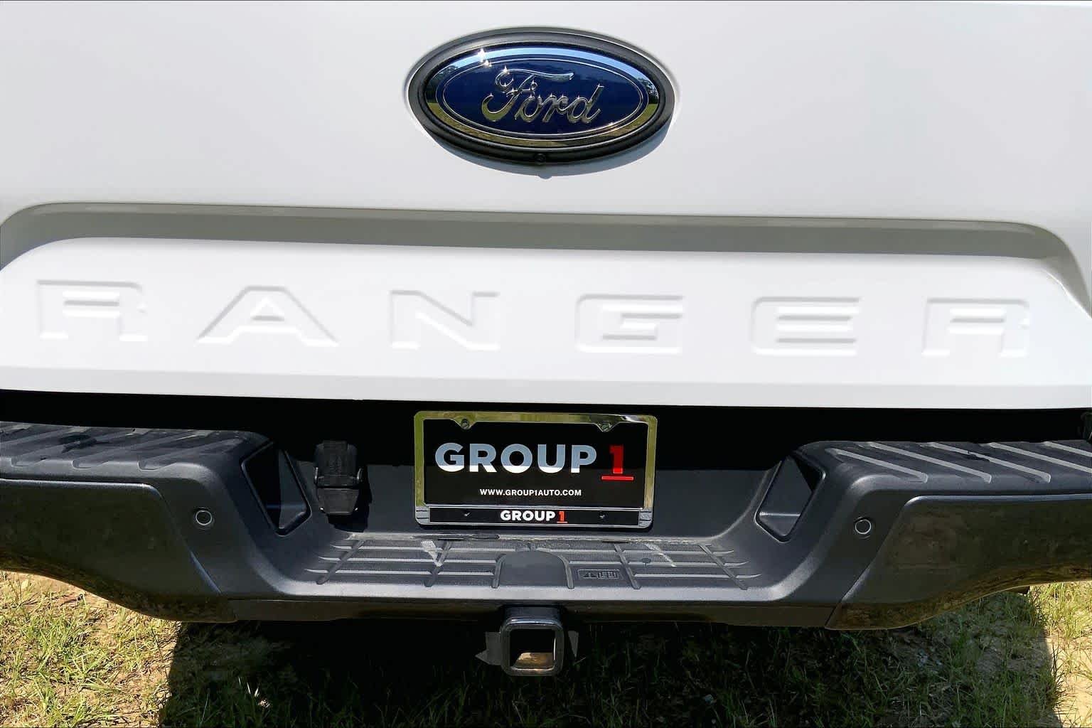 Used 2025 Oxford White Ford XLT image 10
