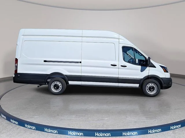 New 2026 Oxford White Ford Base image 3