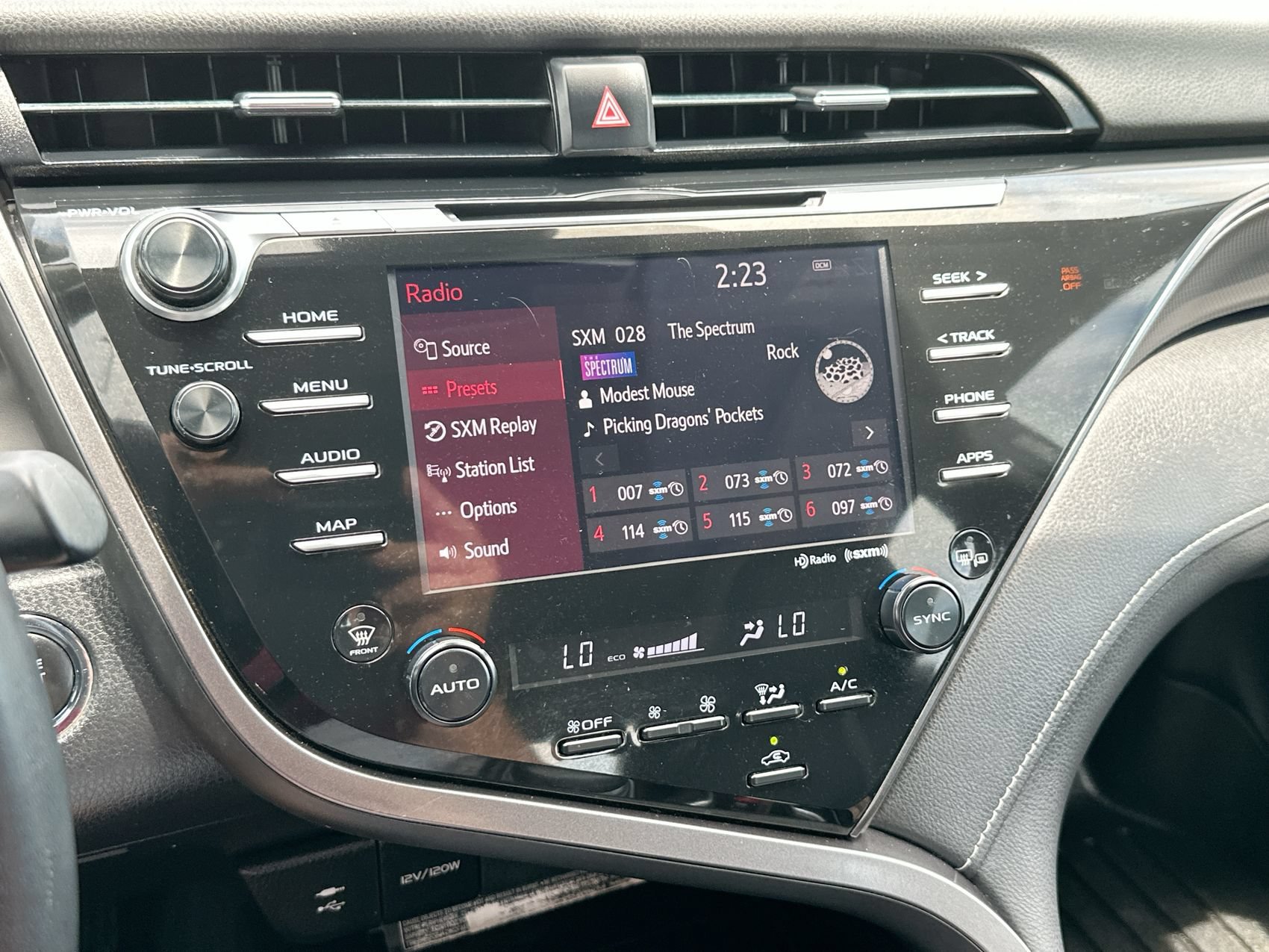 Used 2019 Pearl Toyota XSE image 16