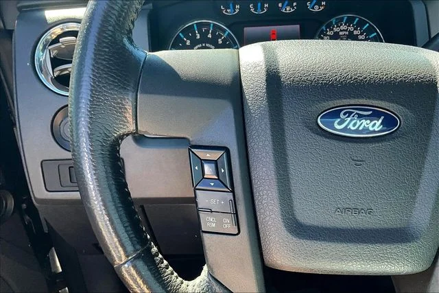 Used 2013 Gray Ford XLT image 12