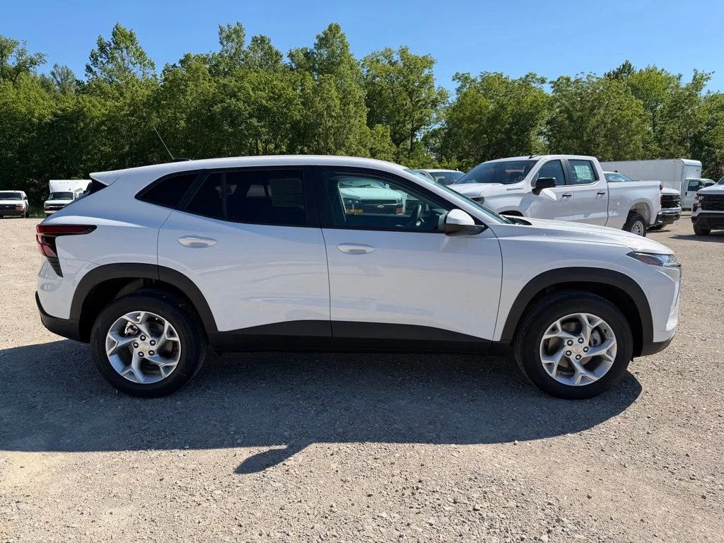 New 2026 White Chevrolet LS image 2