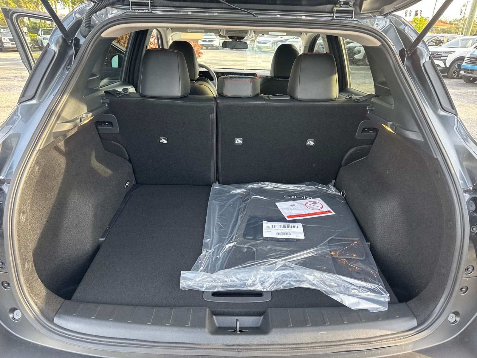 New 2026 Nissan Kicks SR 4D Sport Utility