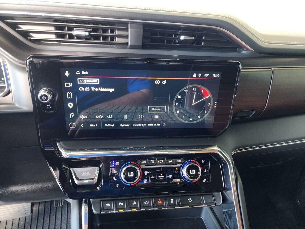 Used 2025 Silver GMC Denali Ultimate image 27