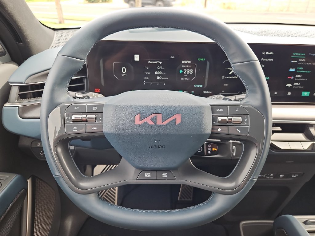 Used 2024 Snow White Pearl Kia GT-Line image 14
