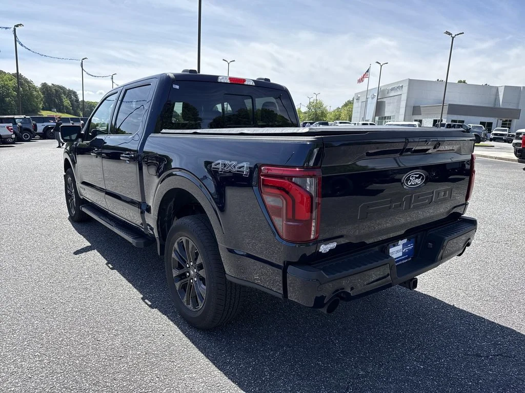 Used 2025 Blue Ford Lariat image 5