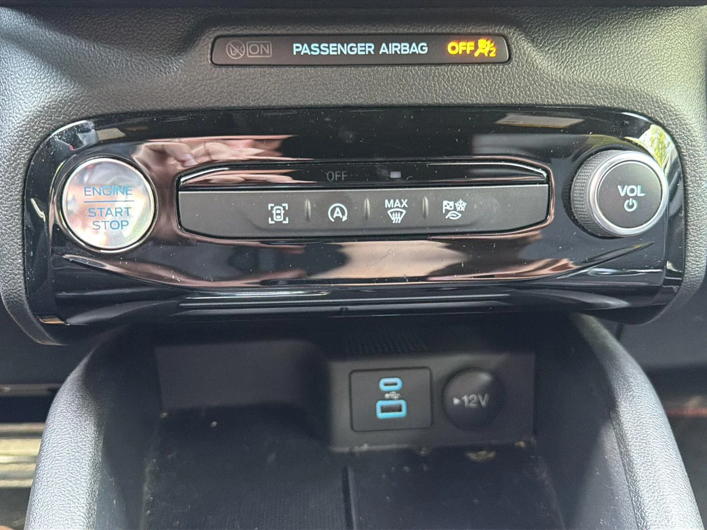 Used 2023 Vapor Blue Ford ST-Line image 18
