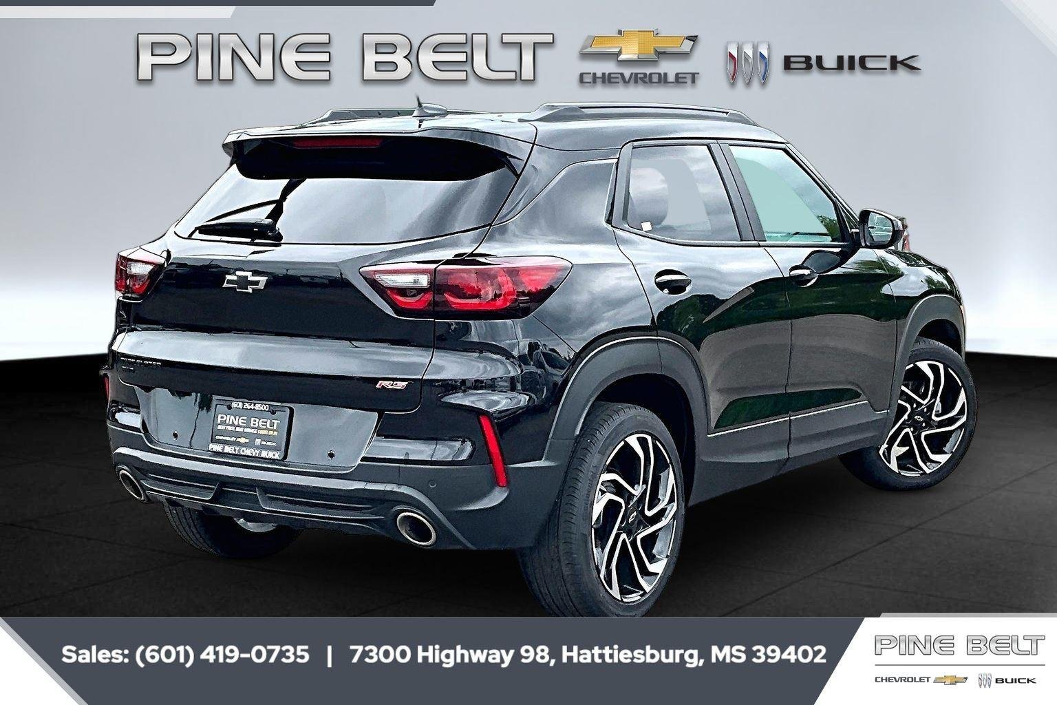 Used 2025 Mosaic Black Metallic Chevrolet RS image 12