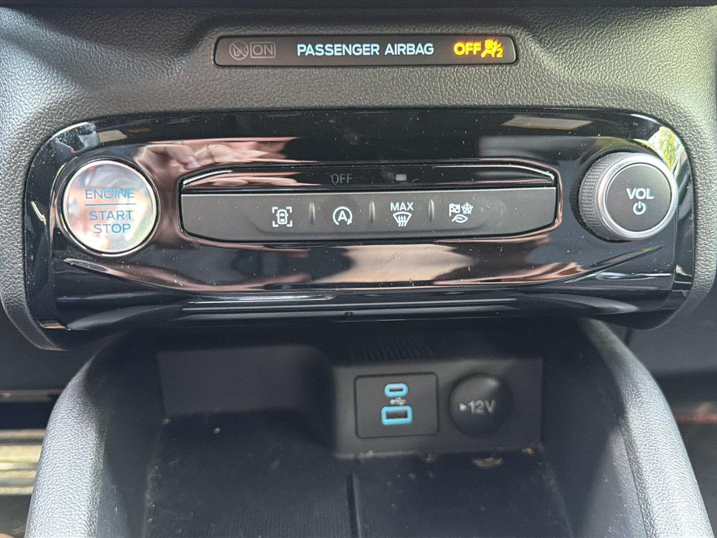 Used 2023 Vapor Blue Ford ST-Line image 18