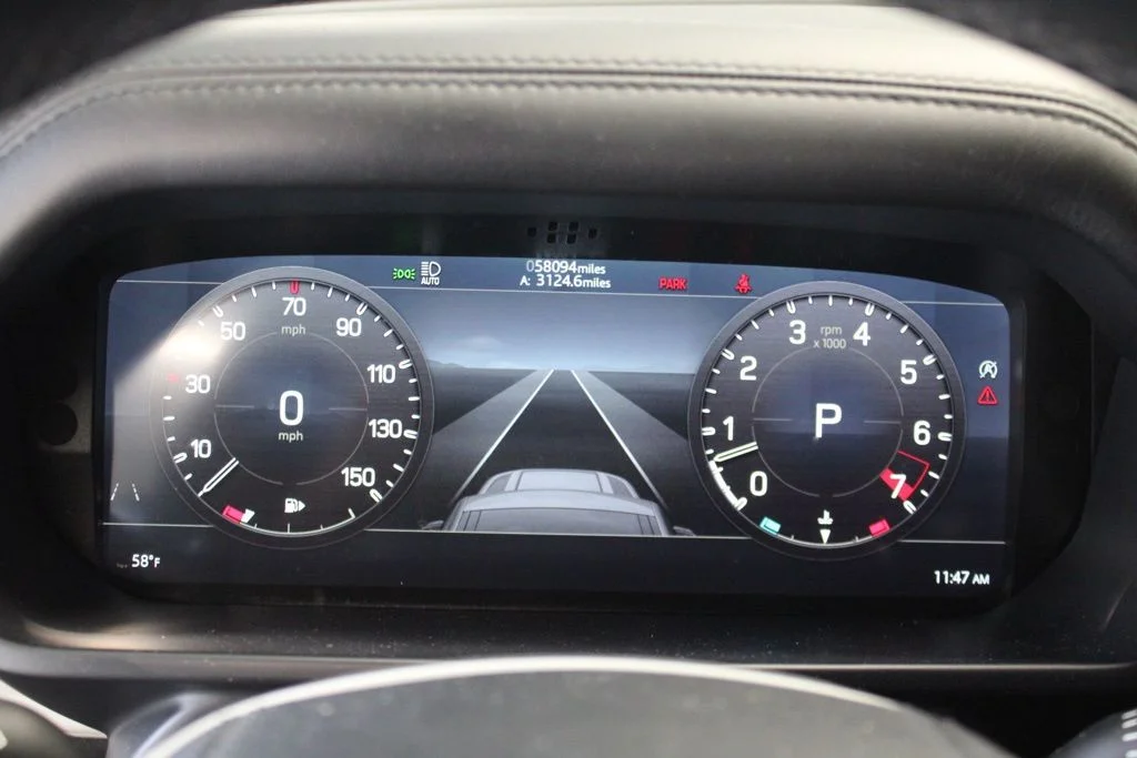 Used 2022 Silver Land Rover XS Edition image 18