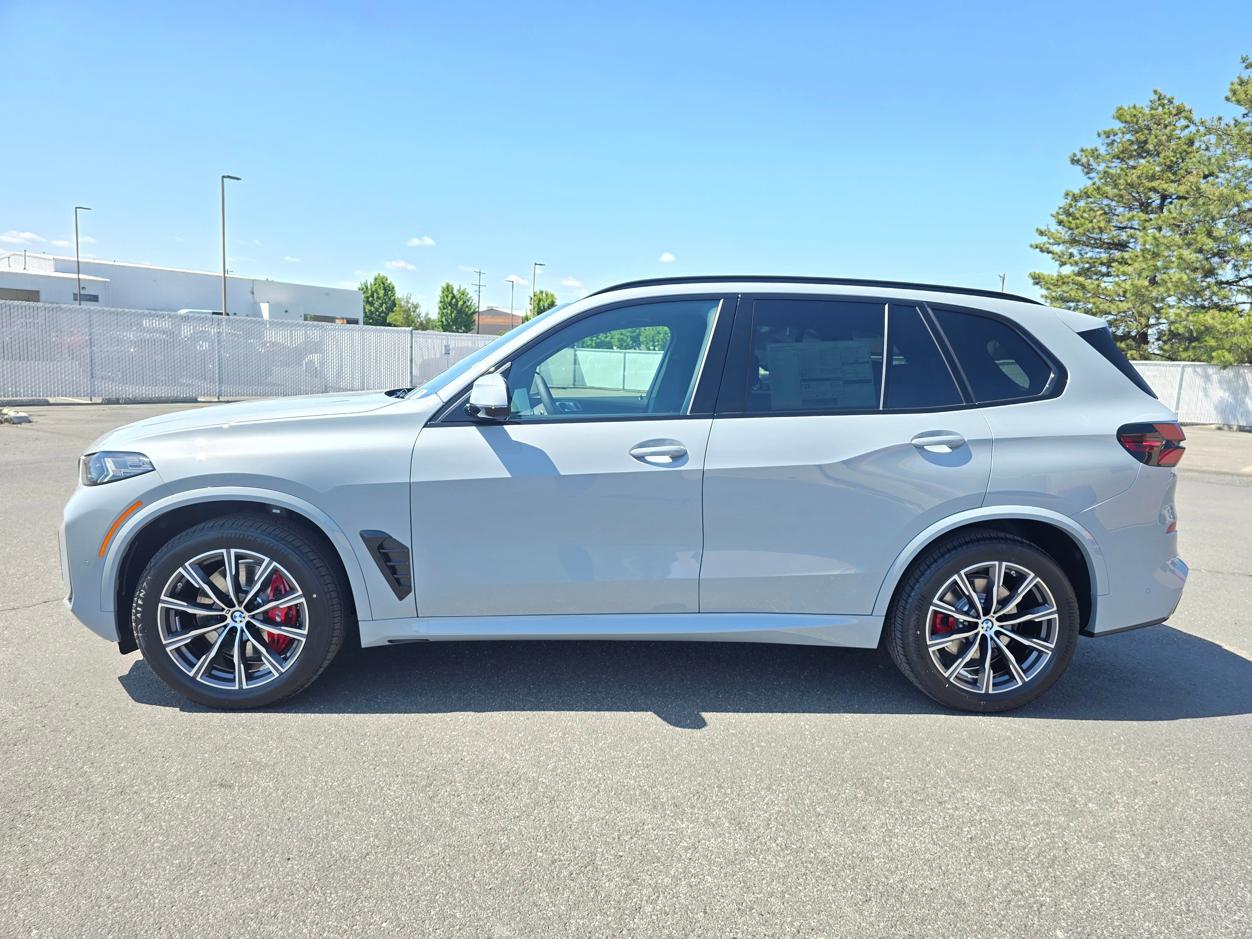 New 2026 Brooklyn Grey Metallic BMW xDrive40i image 34