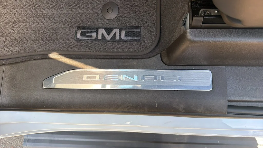 New 2026 Glacier White Tricoat GMC Denali image 24