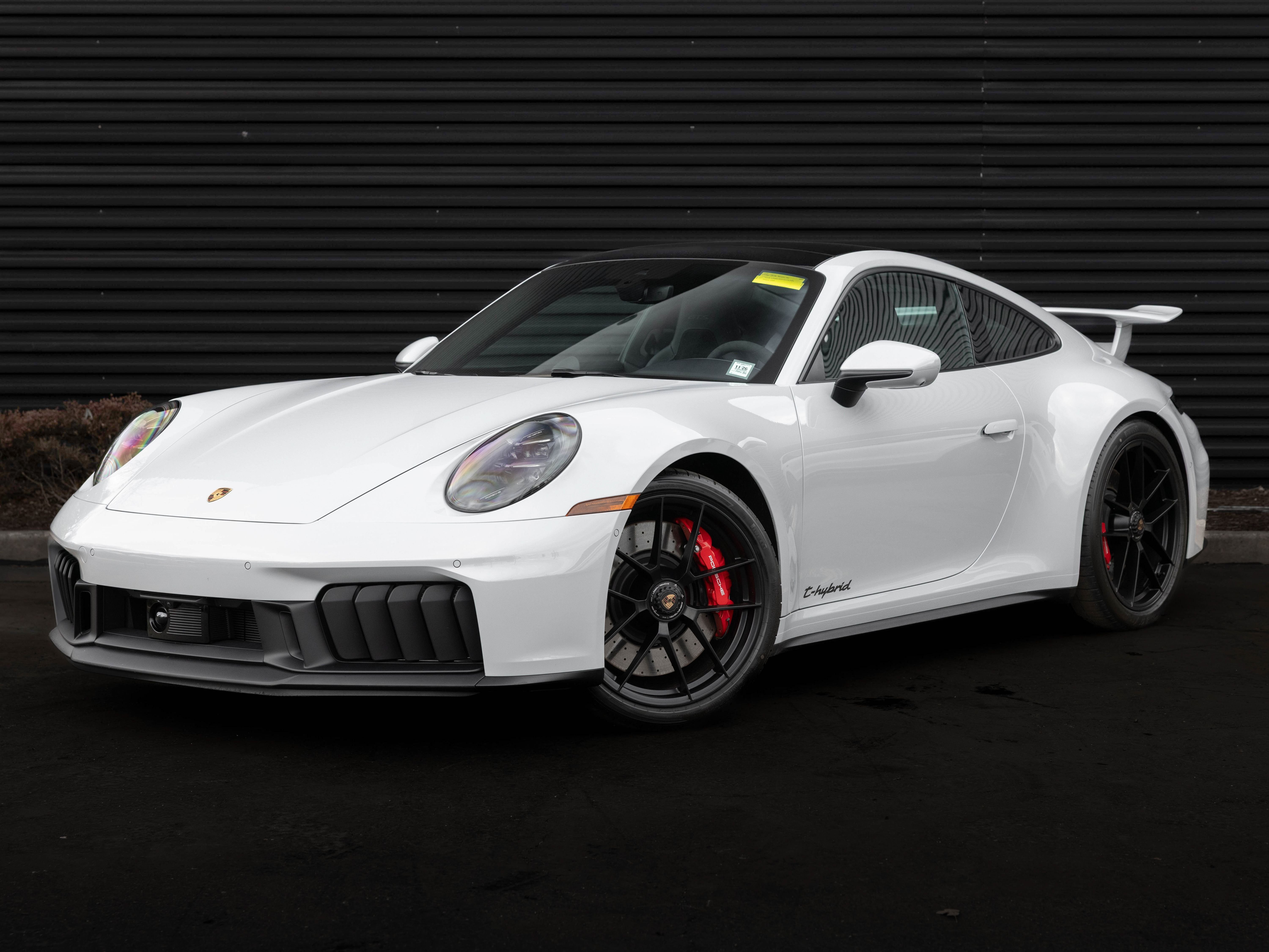 2026 Porsche 911 GTS