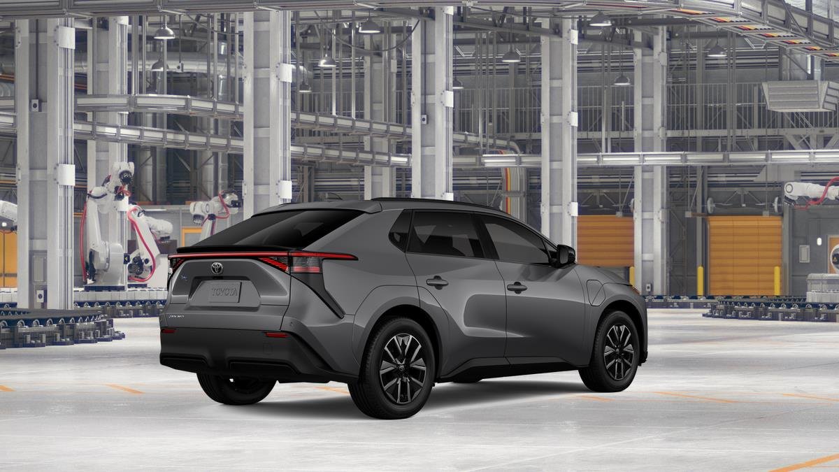 2026 Toyota bZ XLE - Photo 10