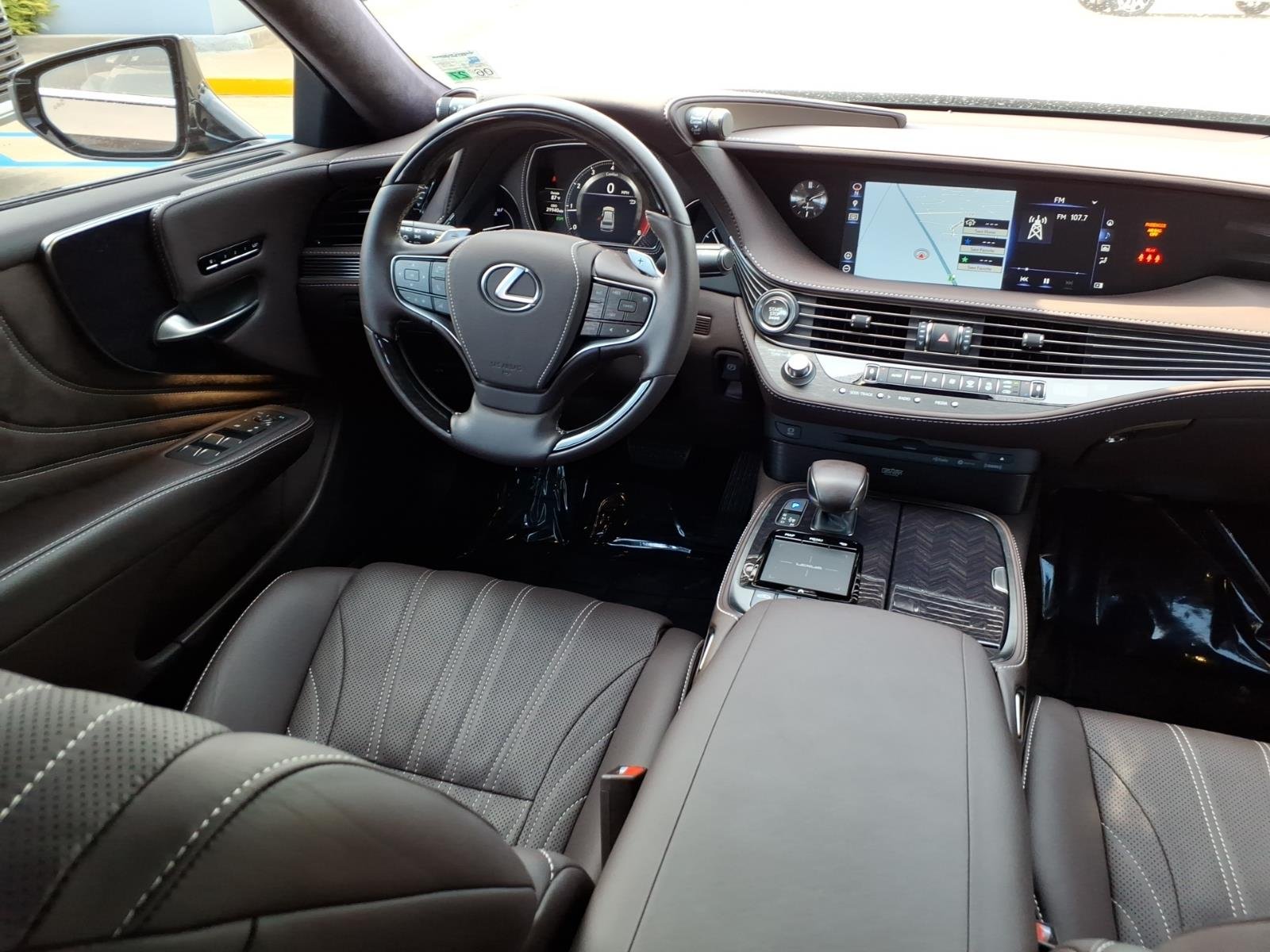 Used 2018 Manganese Luster Lexus Base image 4
