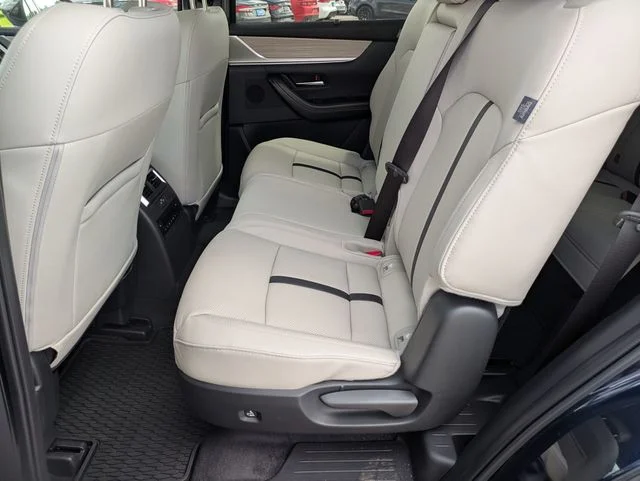 2026 Mazda CX-90 Premium Package - Photo 24