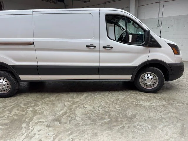 2025 Ford Transit Van Base - Photo 6
