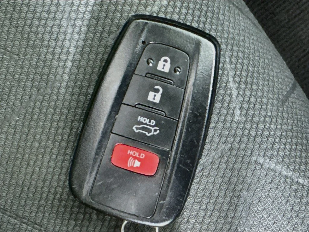 Used 2020 Gray Toyota XLE image 37
