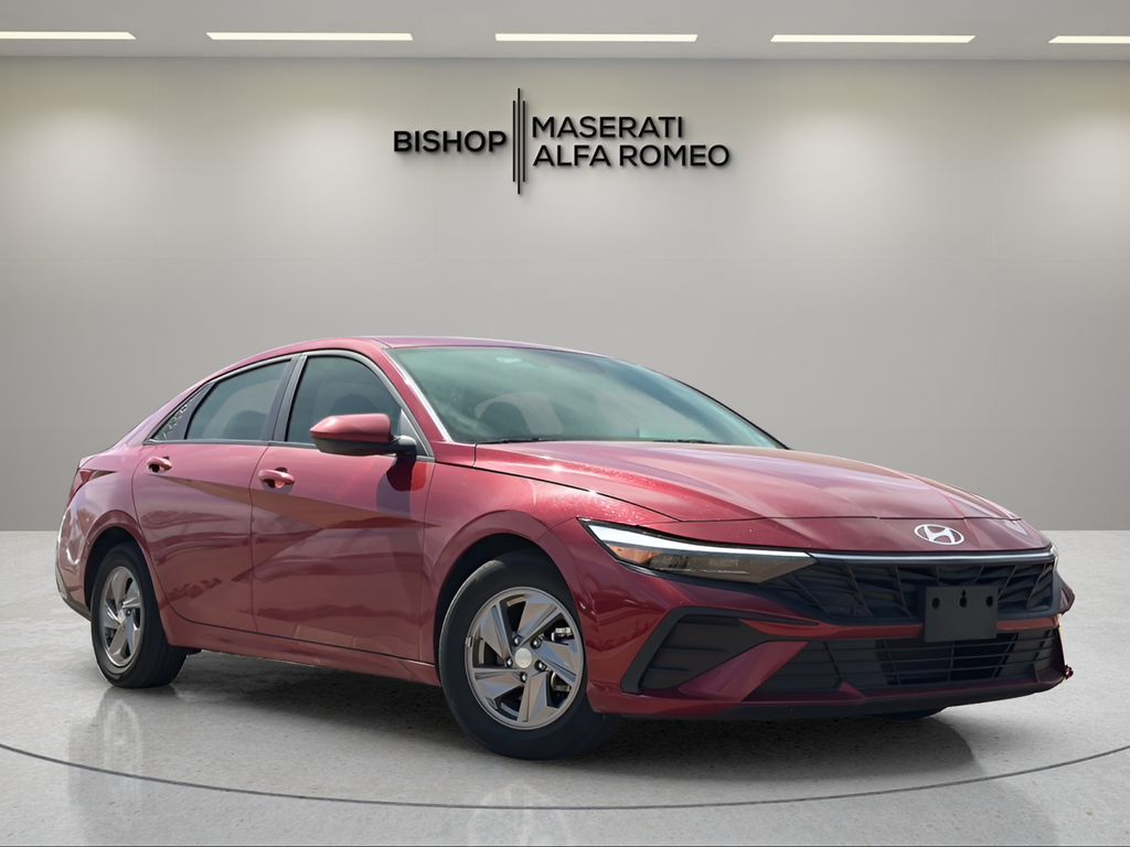 2024 Hyundai Elantra SE