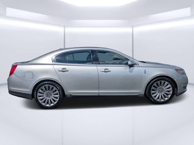 Used 2013 Diamond Lincoln  image 2