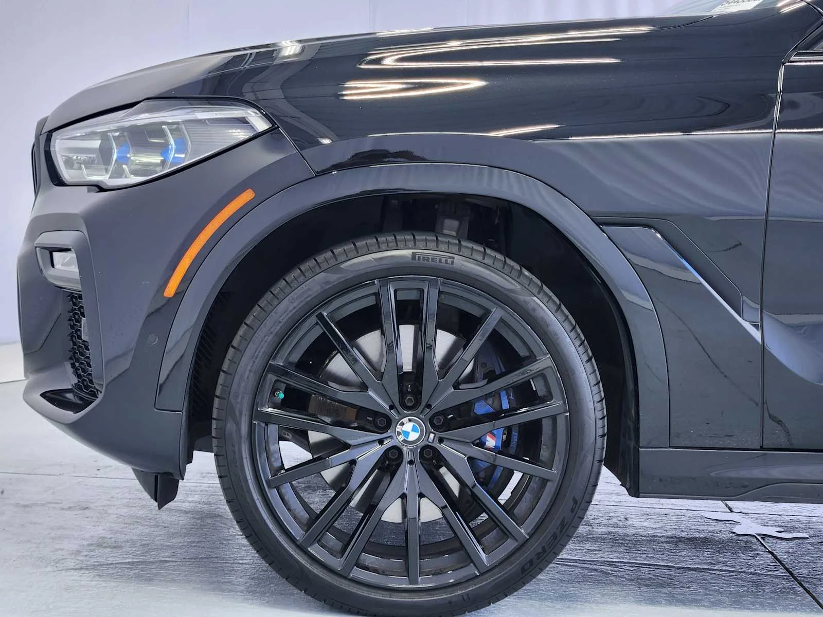 Used 2021 Black Sapphire Metallic BMW M50i image 8